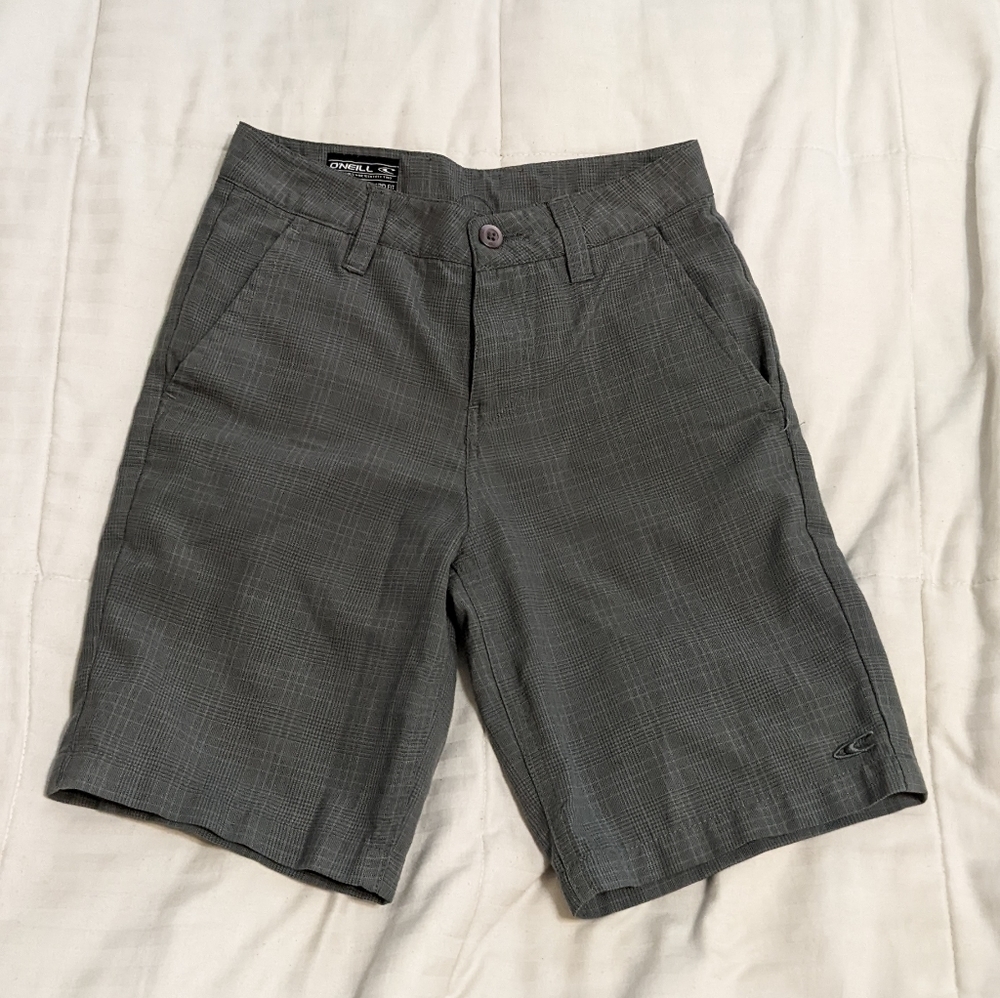 o'neill gray shorts with subtle plaid size 23